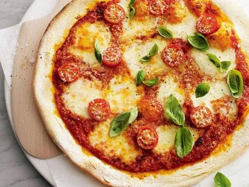 ### Ultimate Pizza Dough Recipe for the Bread Machine: Perfect Your Homemade Pizzas